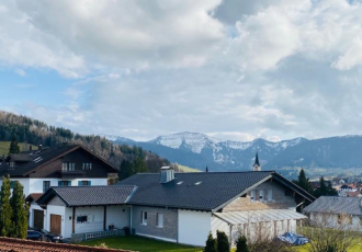 Wohnhaus mit Einliegerwohnung, Traumhafte Lage, einzigartiges Panorama in Oberstaufen