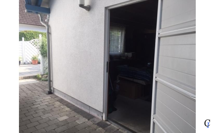 Blick zur Garage