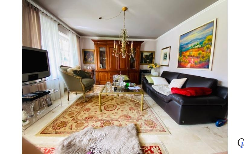 Blick in den Wohnraum2